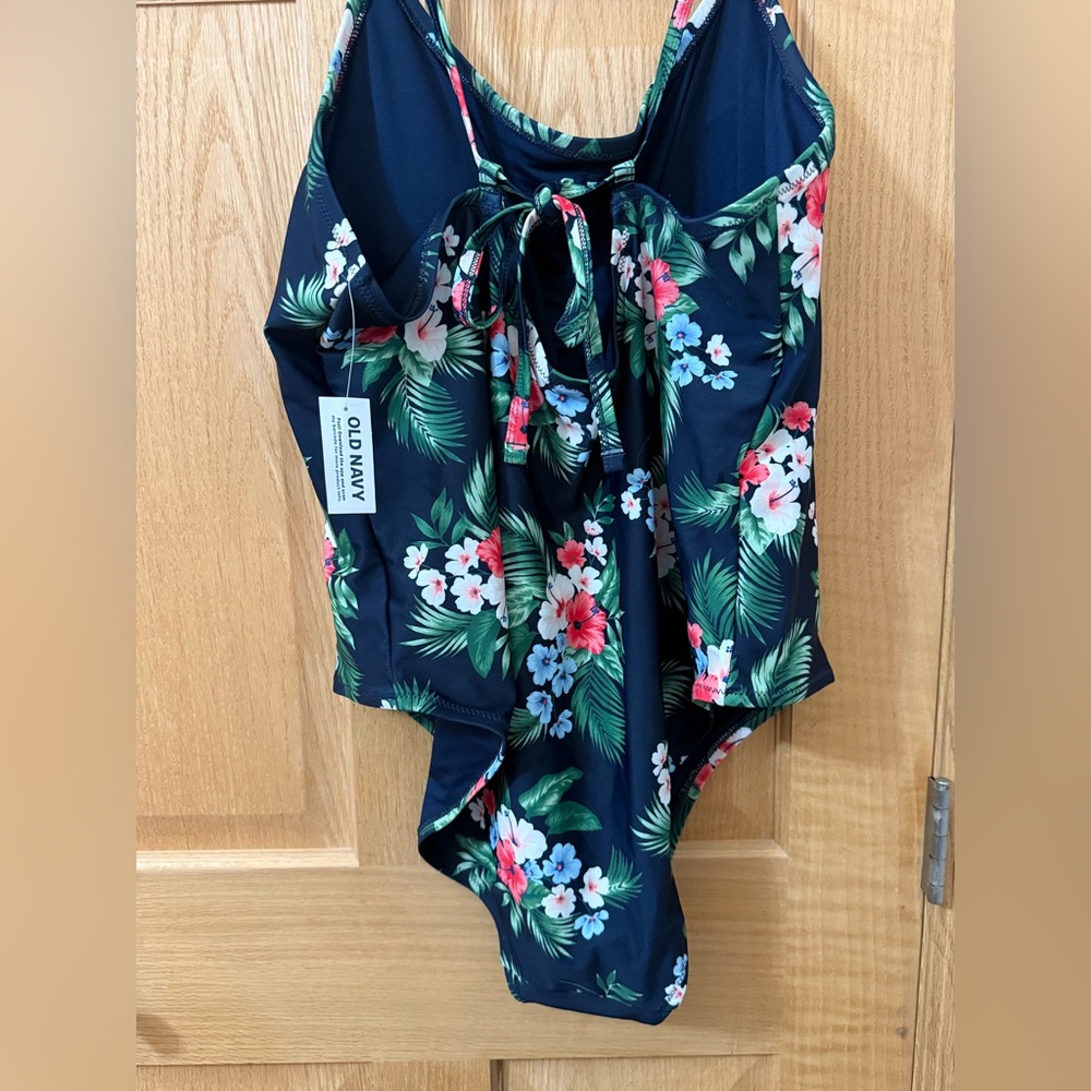 Old Navy Tropical Floral One Piece Swimsuit 3X Open Back Tie Detail NWT - Picture 2 of 5